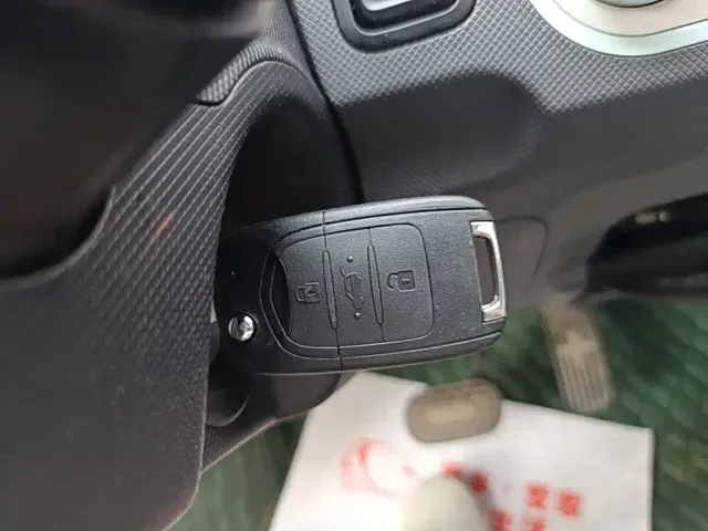 Wuling Hongguang Mini EV — Фото автомобиля 8
