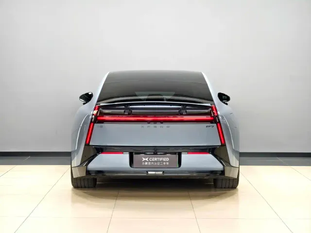 Xpeng P7 — Фото автомобиля 4