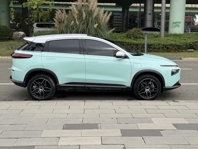 Xpeng G3 — Фото автомобиля 7