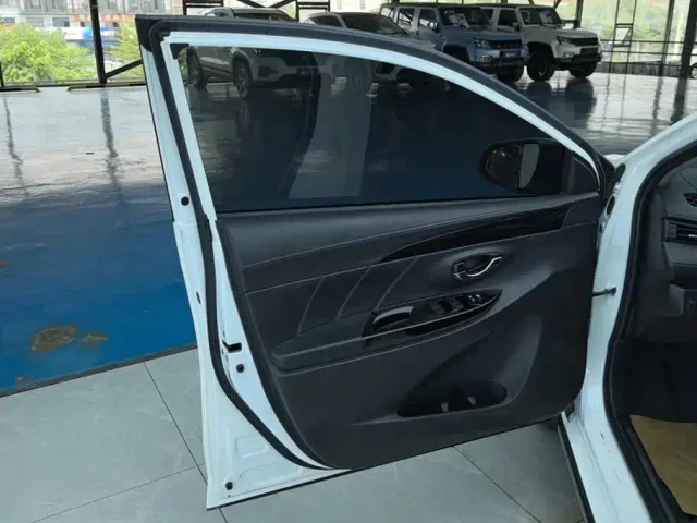 Toyota YARiS L Zhi Xuan — Фото автомобиля 7