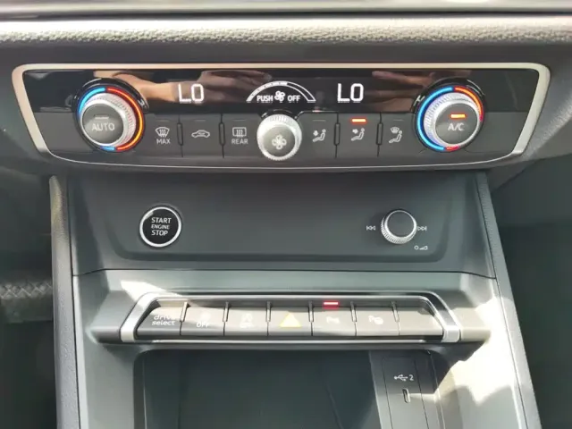 Audi Q3 — Фото автомобиля 17