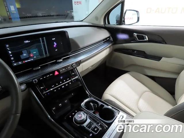 Kia Canival Carnival 4 поколение Дизель 9 мест Hi-Limousine — Фото автомобиля 10