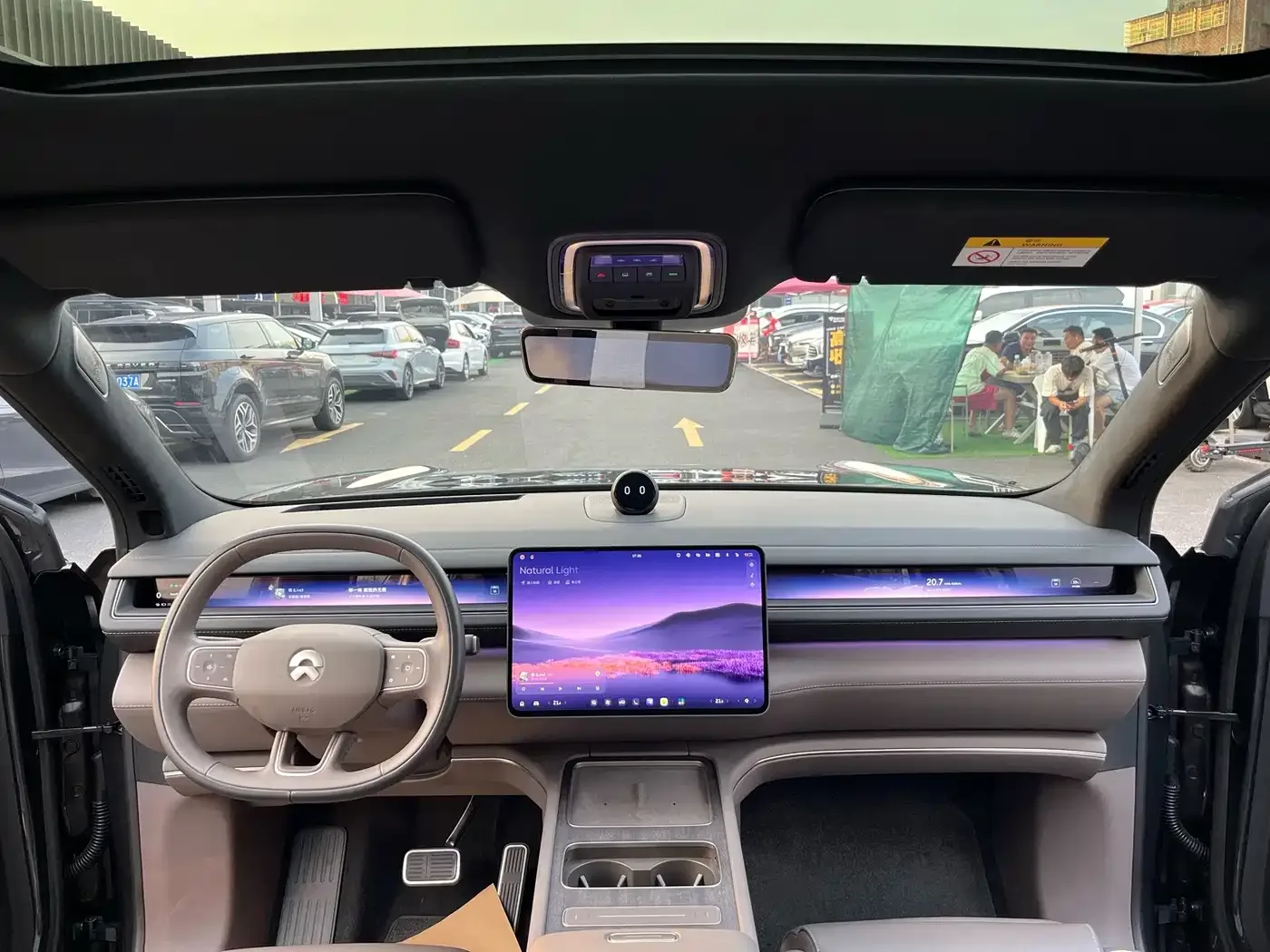 NIO NIO ES8 2025 Base Model — Фото автомобиля 25
