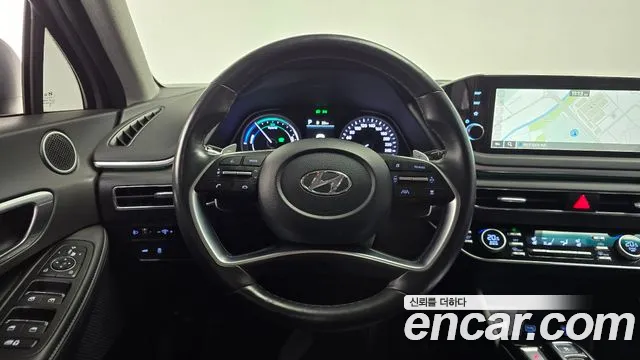 Hyundai Sonata — Фото автомобиля 4