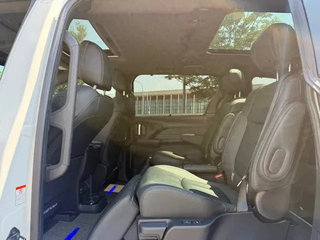 Toyota Granvia — Фото автомобиля 4
