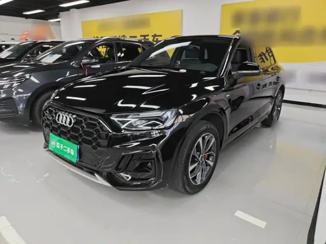 Фотография автомобиля — Audi Q5L
