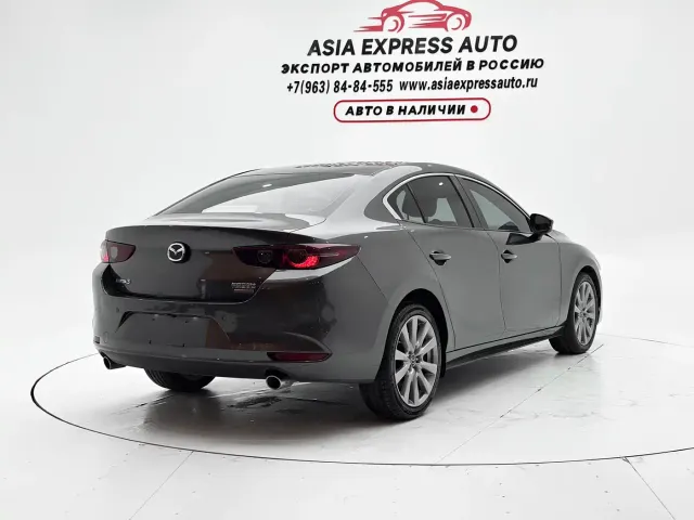 Mazda Axela — Фото автомобиля 4