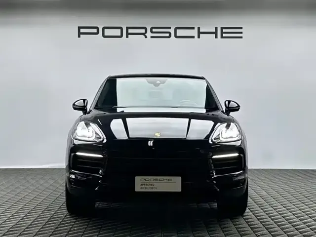 Porsche Cayenne — Фото автомобиля 2