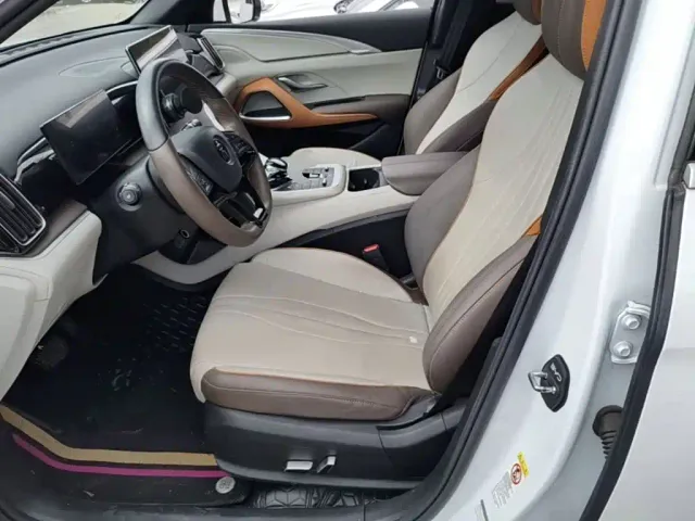 BYD Song Pro — Фото автомобиля 14