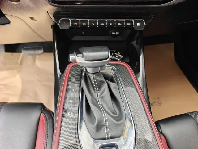 Changan Oushang X5 — Фото автомобиля 10