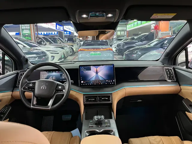 BYD Song L DM-i — Фото автомобиля 9