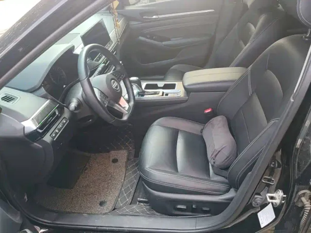 Nissan Teana — Фото автомобиля 14