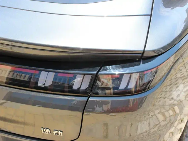 Changan Eado — Фото автомобиля 23