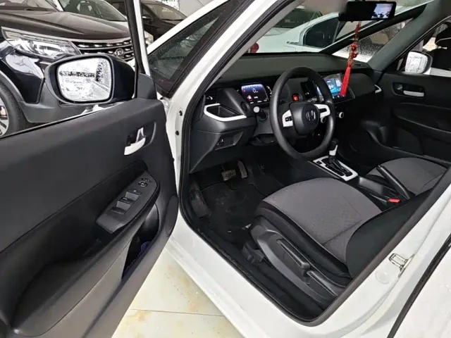 Honda Fit — Фото автомобиля 15