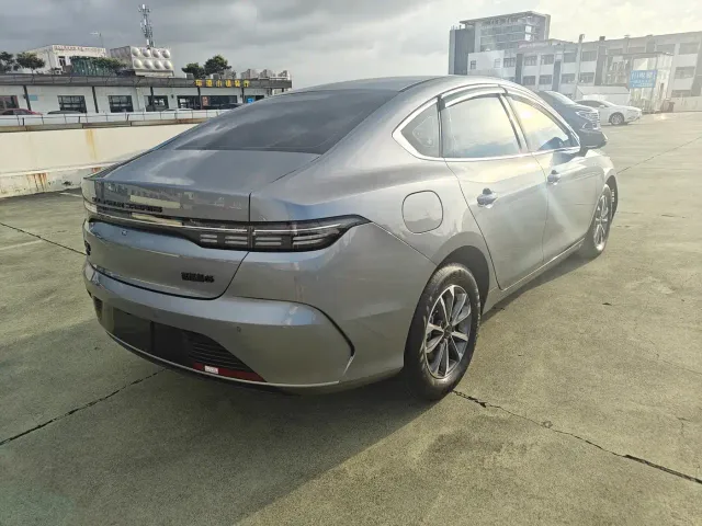 BYD Destroyer 05 — Фото автомобиля 6