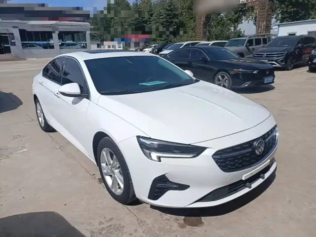 Buick Regal — Фото автомобиля 3