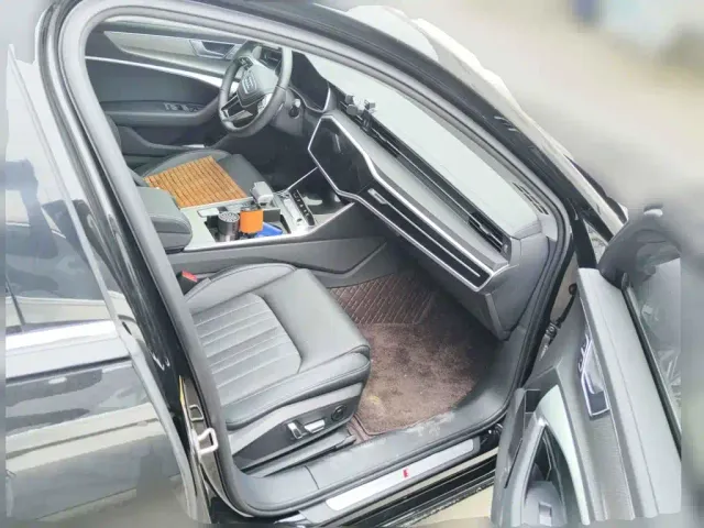 Audi A6L — Фото автомобиля 13