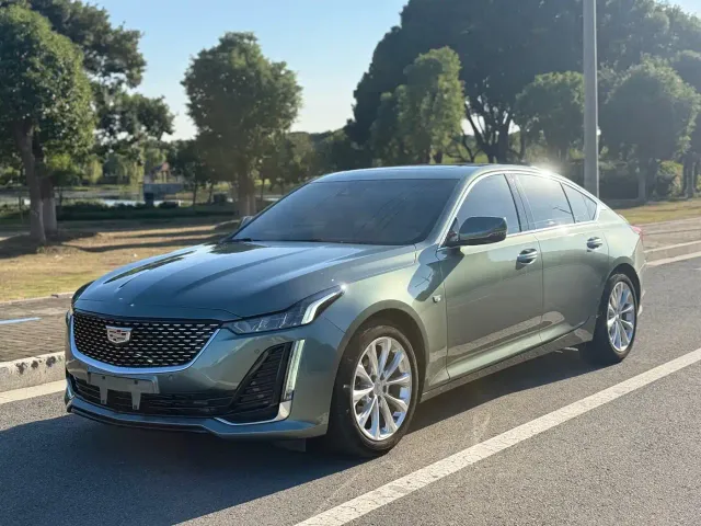 Фотография автомобиля — Cadillac CT5