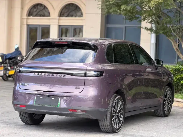 Leapmotor Leapmotor B10 2025 510 Comfort Edition — Фото автомобиля 9