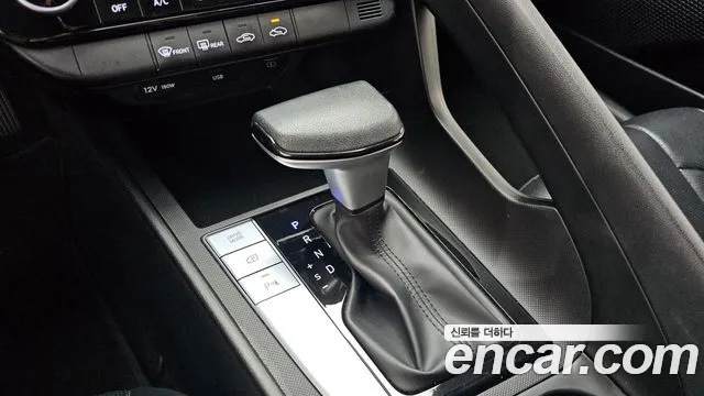 Hyundai Avante CN7 — Фото автомобиля 9