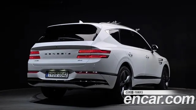 Genesis GV80 2.5T Бензин AWD — Фото автомобиля 2