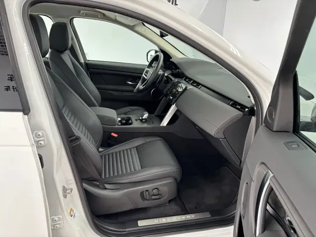 Land Rover Discovery Sport — Фото автомобиля 26