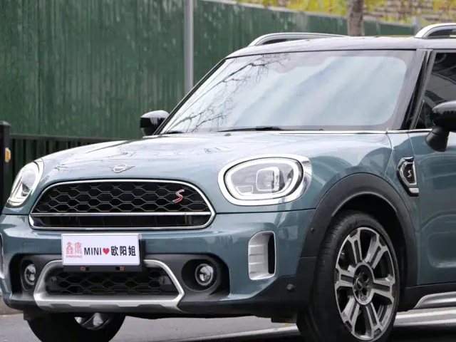 MINI Countryman — Фото автомобиля 8