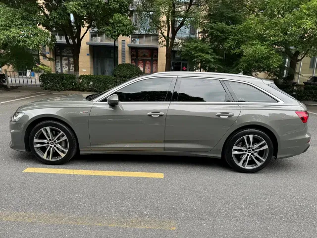 Audi A6 — Фото автомобиля 2