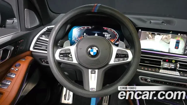 BMW X7 — Фото автомобиля 12