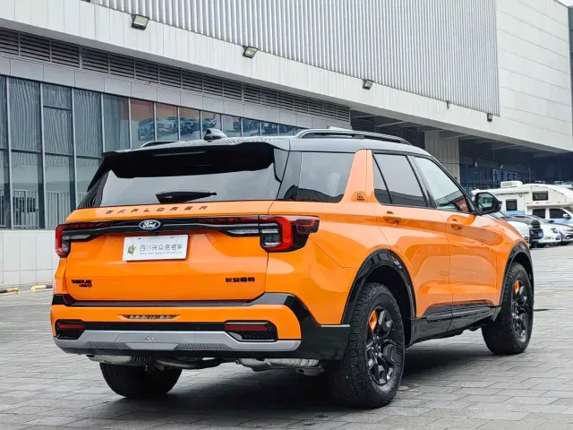 Ford Explorer — Фото автомобиля 7