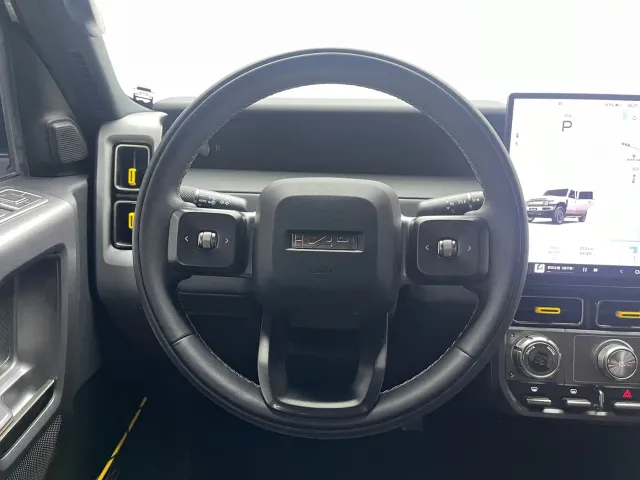 iCAR V23 — Фото автомобиля 12