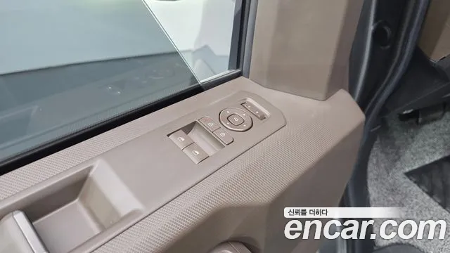 Kia PV5 — Фото автомобиля 28