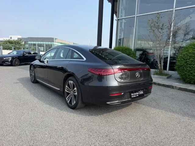 Mercedes-Benz EQS — Фото автомобиля 19