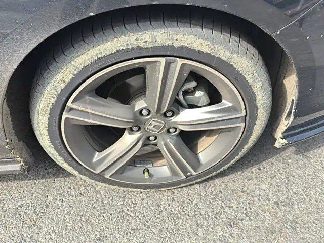 Honda Accord — Фото автомобиля 6