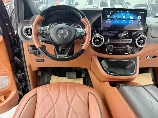 Mercedes-Benz Vito 2021 2.0T Elite 7-Seater — Фото автомобиля 25