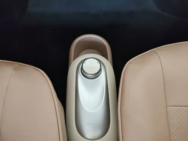 Wuling Hongguang Mini EV — Фото автомобиля 13