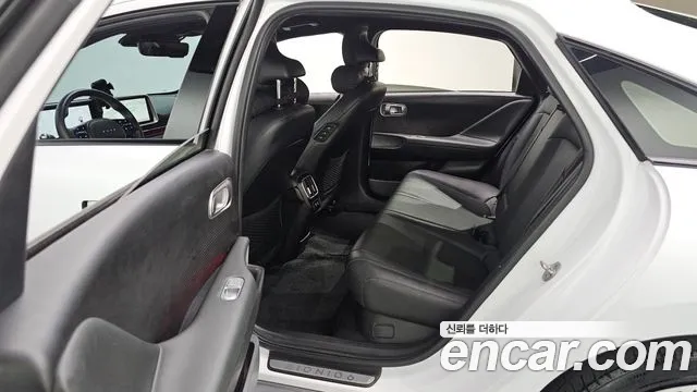 Hyundai Ioniq6 — Фото автомобиля 17