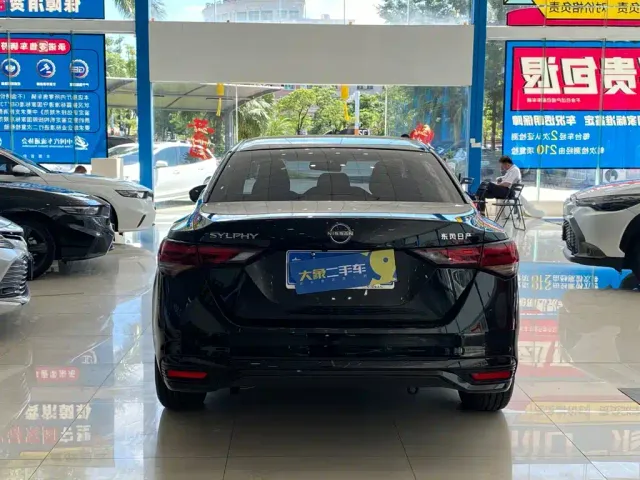 Nissan Sylphy — Фото автомобиля 12