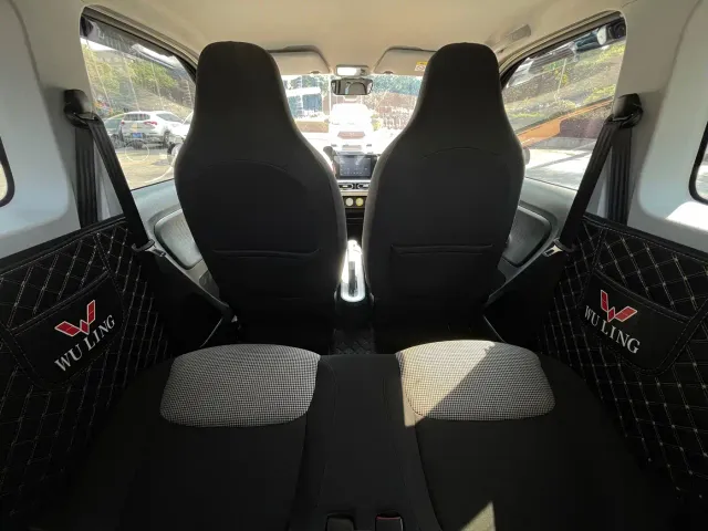 Wuling Hongguang Mini EV — Фото автомобиля 12