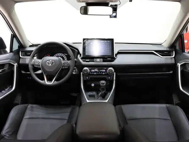 Toyota RAV4 — Фото автомобиля 12