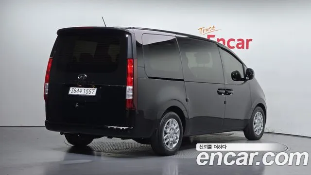 Hyundai Staria Staria 4WD Tourer 9 мест — Фото автомобиля 2
