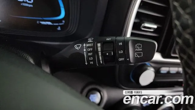 Hyundai Venue Venue 1.6 Premium — Фото автомобиля 11