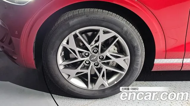 Genesis GV70 2.5T Бензин 2WD — Фото автомобиля 5