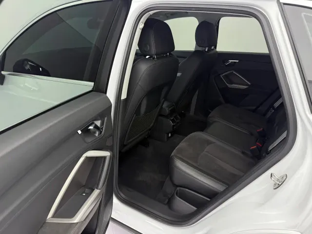 Audi Q3 — Фото автомобиля 15
