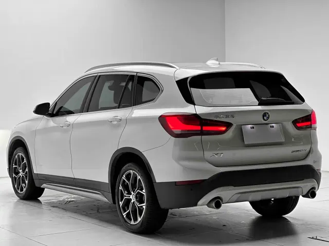 BMW X1 — Фото автомобиля 7