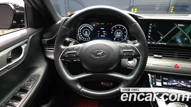 Hyundai Grandeur New — Фото автомобиля 19