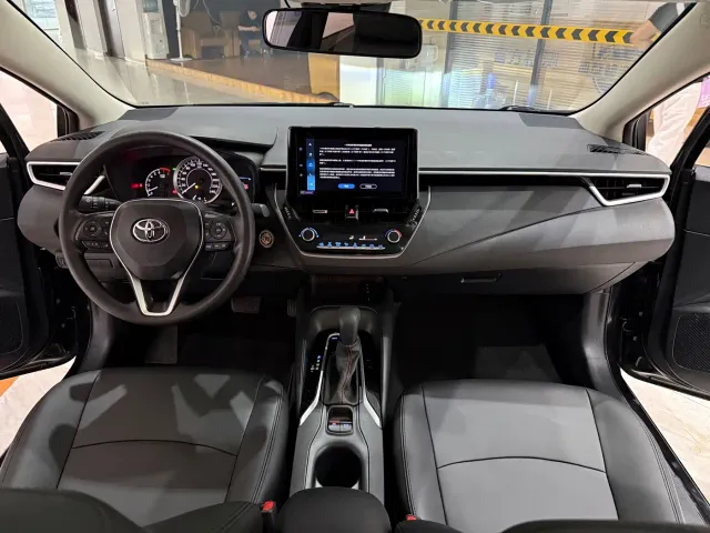 Toyota Corolla — Фото автомобиля 12