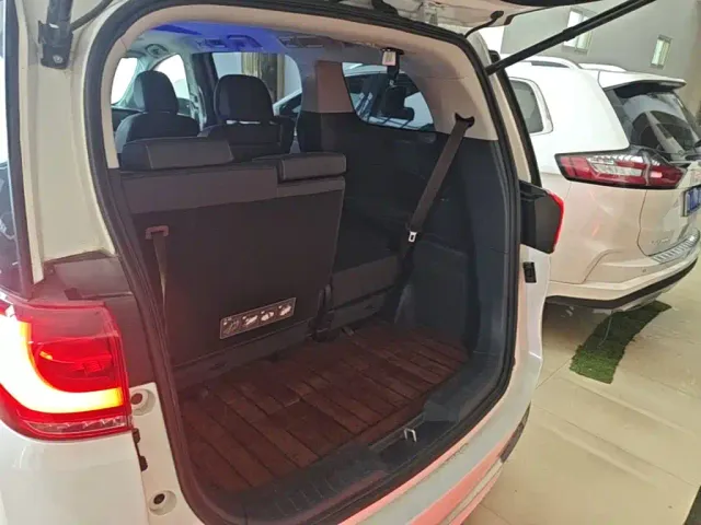 GAC Trumpchi M8 — Фото автомобиля 18