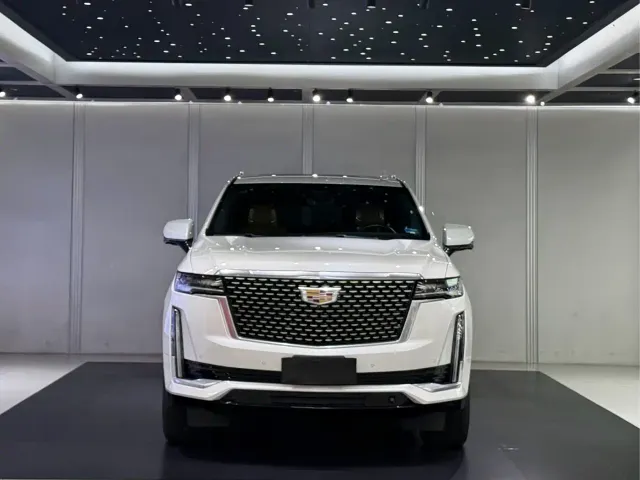 Фотография автомобиля — Cadillac Escalade