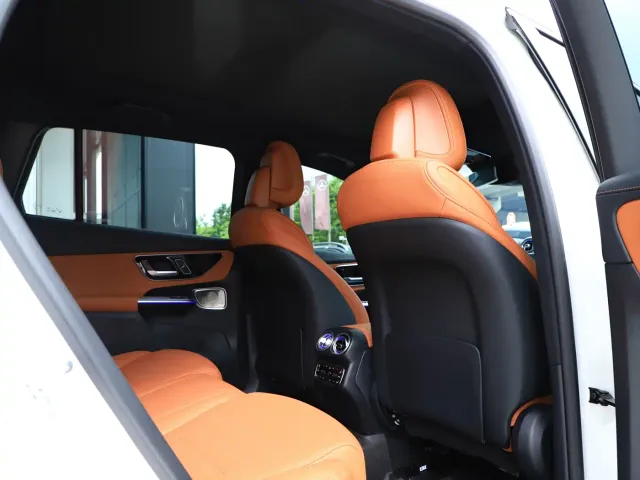 Mercedes-Benz GLC-Class — Фото автомобиля 13